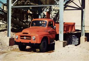 International R-184 LoadStar Dump Truck